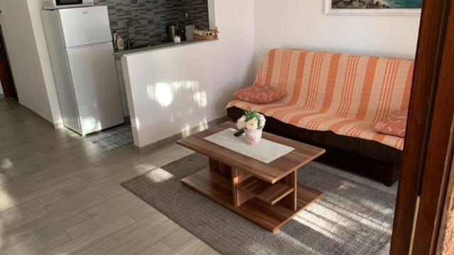 Apartments Toni-מאלינסקה מראה חיצוני תמונה